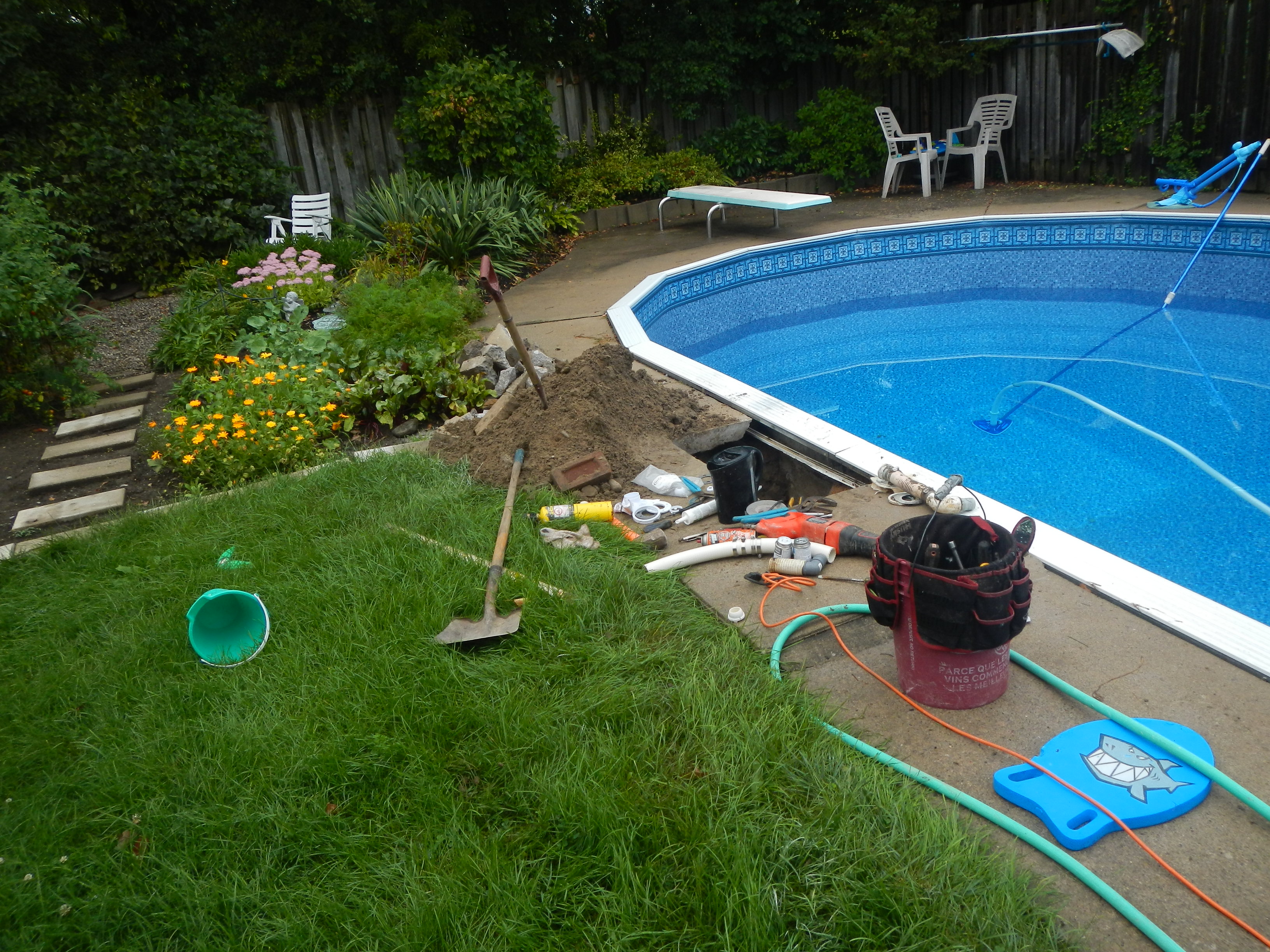 Professional pool cleaning results by Stan's Pools