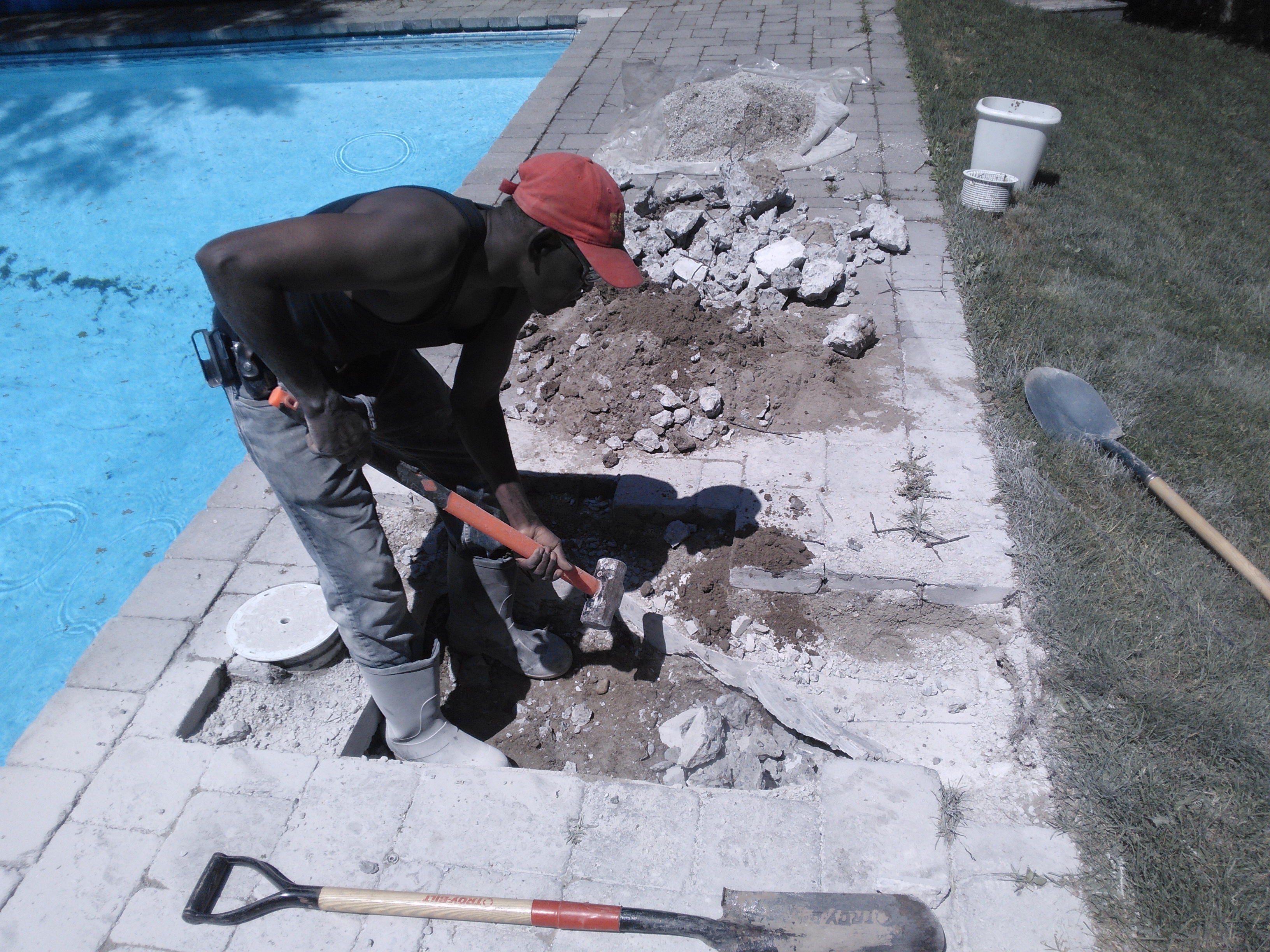 Crystal clear pool water - Stan's Pools maintenance results