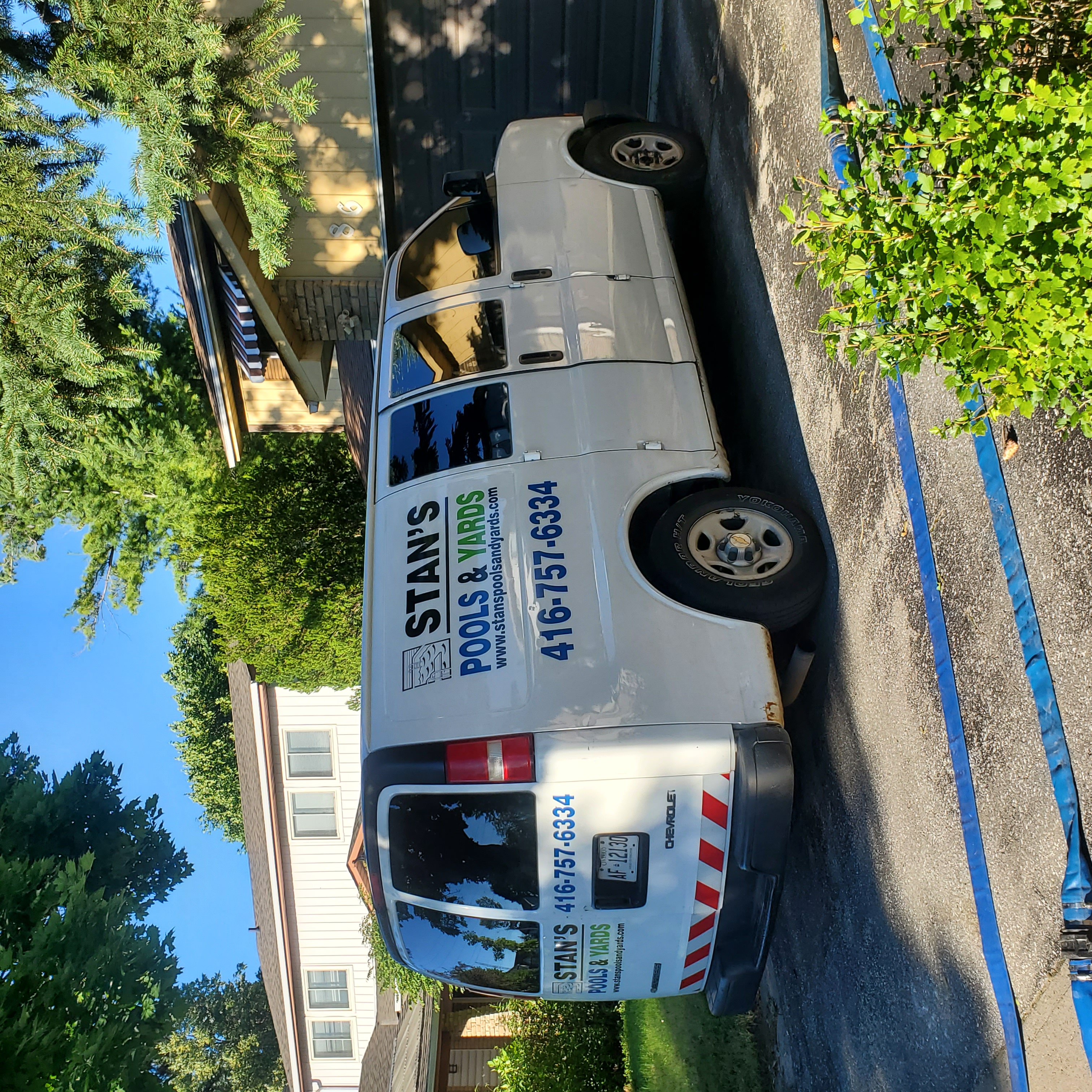 Stan's Pools professional pool maintenance service